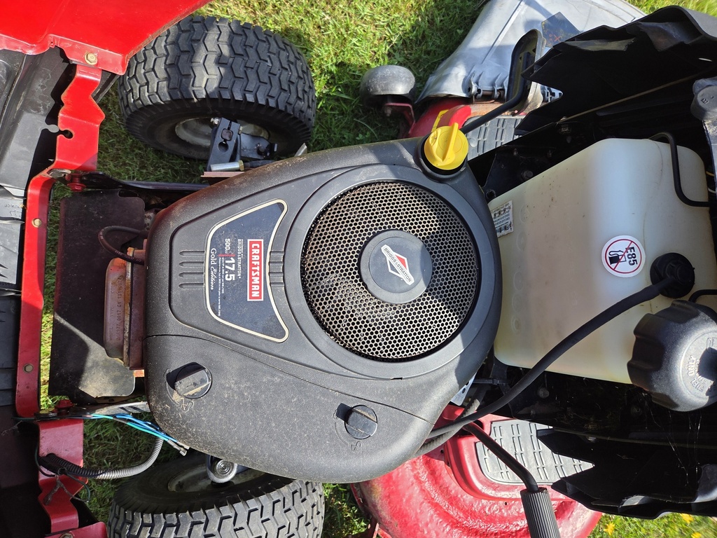 Lawn Tractor Craftsman T1400